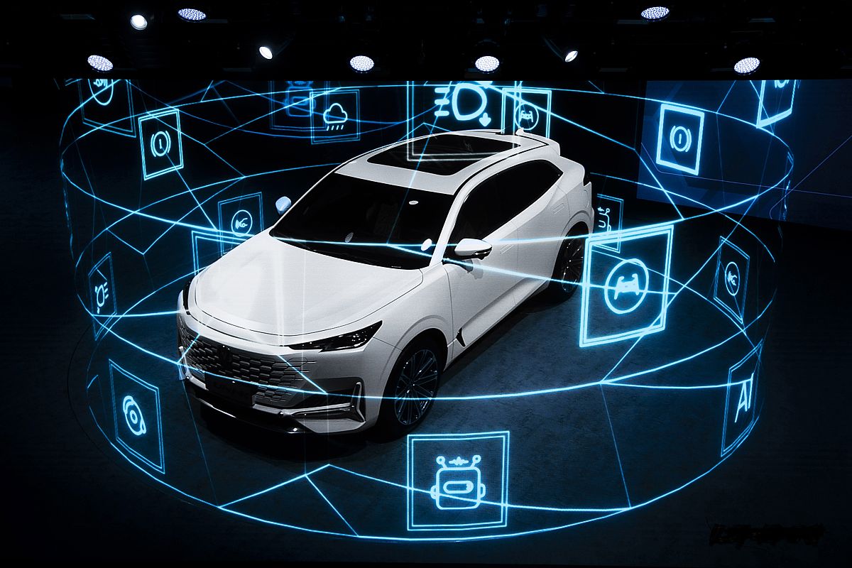 也为整个新能源汽车行业的技术进步贡献了力量