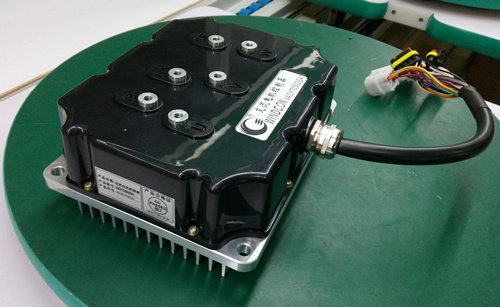 四川省人大代表马杉：推动“绿电+算力”融合发展