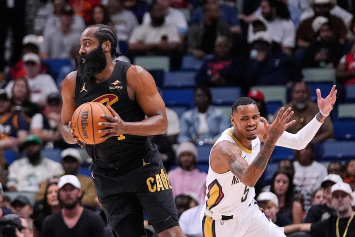 米切尔末节爆发率队逆转