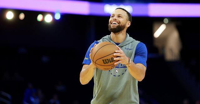 勇士核心库里即将复出迎战火箭