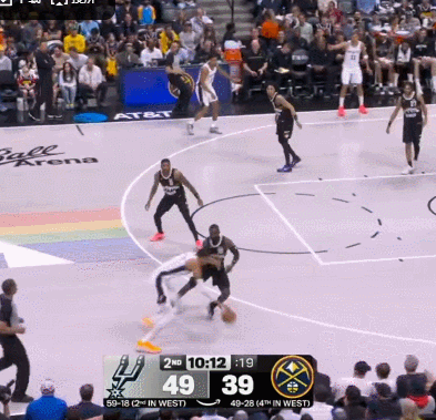 约基奇40+13助文班亚马34+18篮板掘金加时险胜马刺