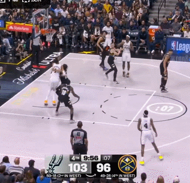 约基奇40+13助文班亚马34+18篮板掘金加时险胜马刺